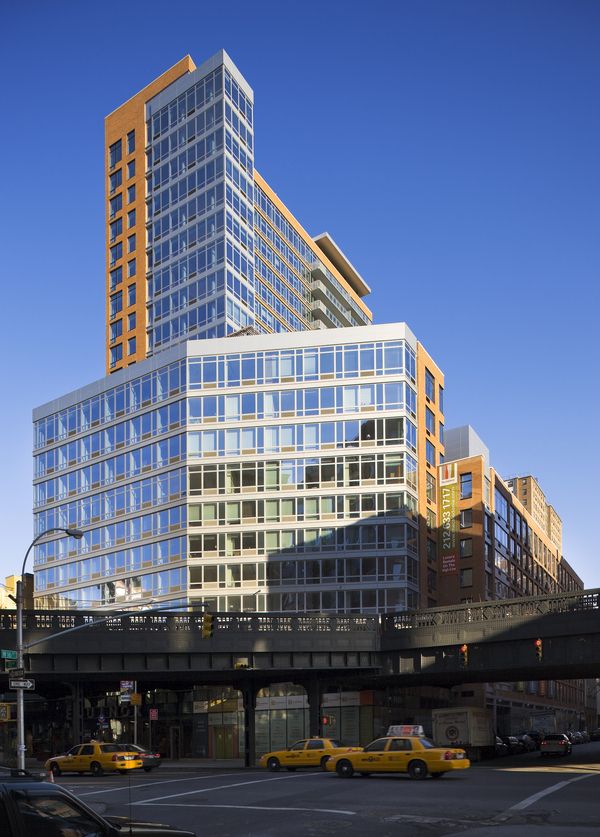 The Caledonia 450 West 17th Street Chelsea condos for sale New